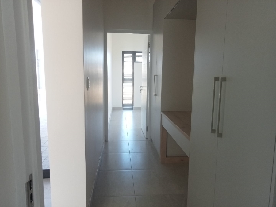 To Let 3 Bedroom Property for Rent in Le Grand Golf Estate Western Cape